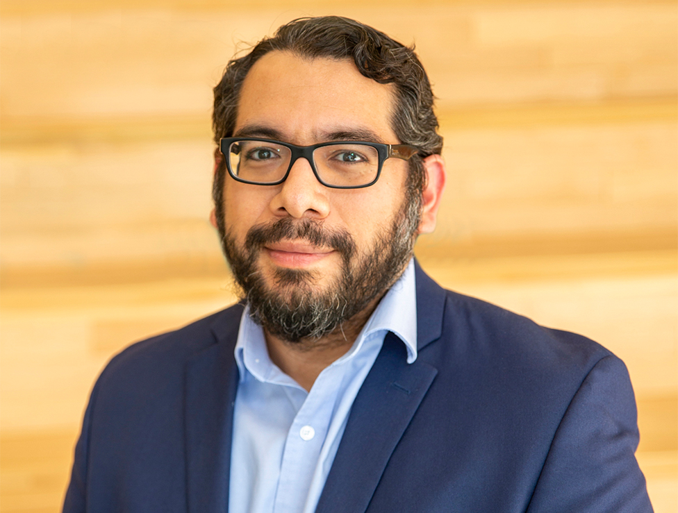 David Gonzalez Headshot