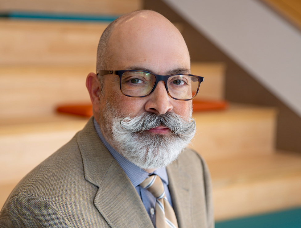 Orlando Graves Bolanos Headshot